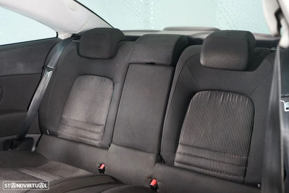 Peugeot 407 - 37