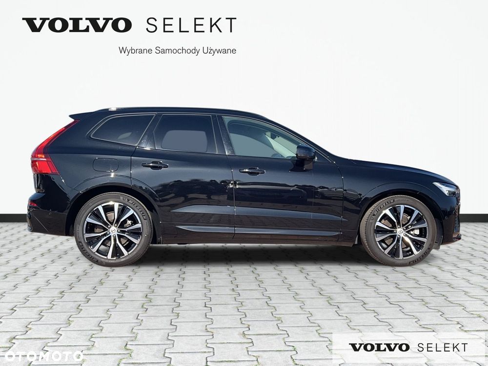 Volvo XC 60 B5 B AWD Plus Dark - 5