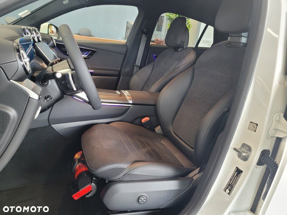 Mercedes-Benz GLC - 4