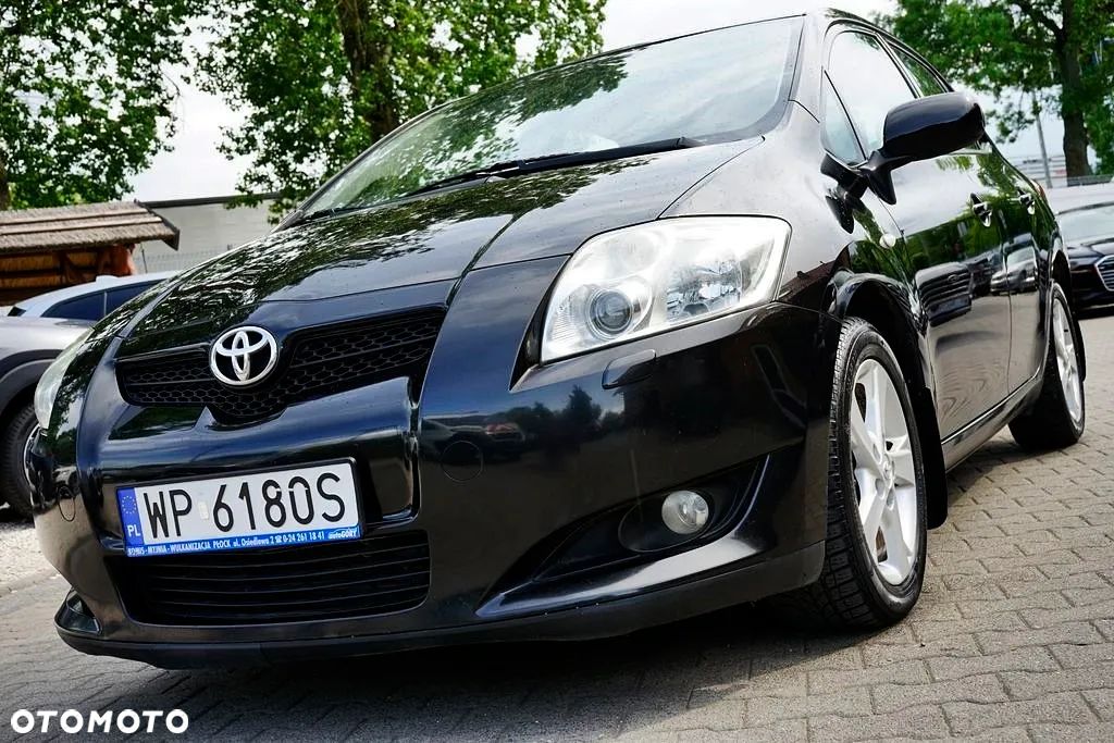 Toyota Auris 1.4 D-4D - 1