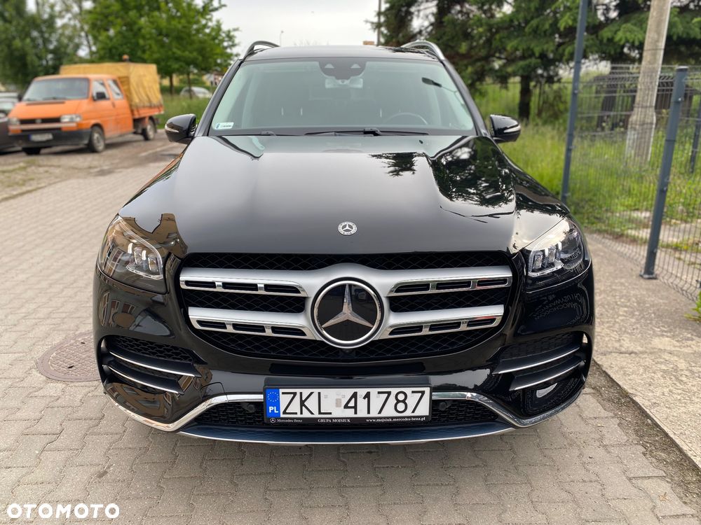 Mercedes-Benz GLS - 1