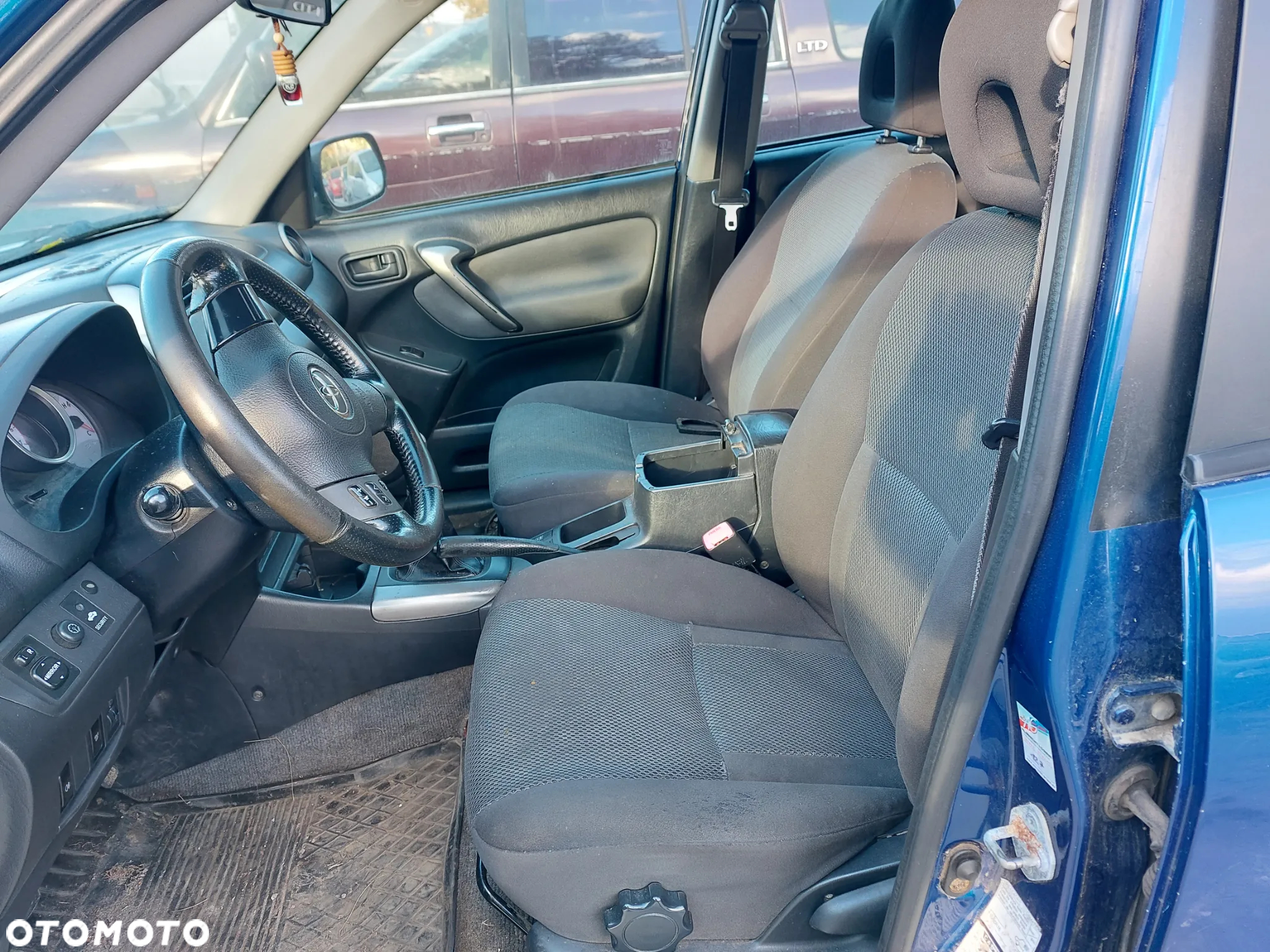 Maska TOYOTA RAV4 2.0D. 04R. zderzaki,drzwi,klapa.lampy... - 7