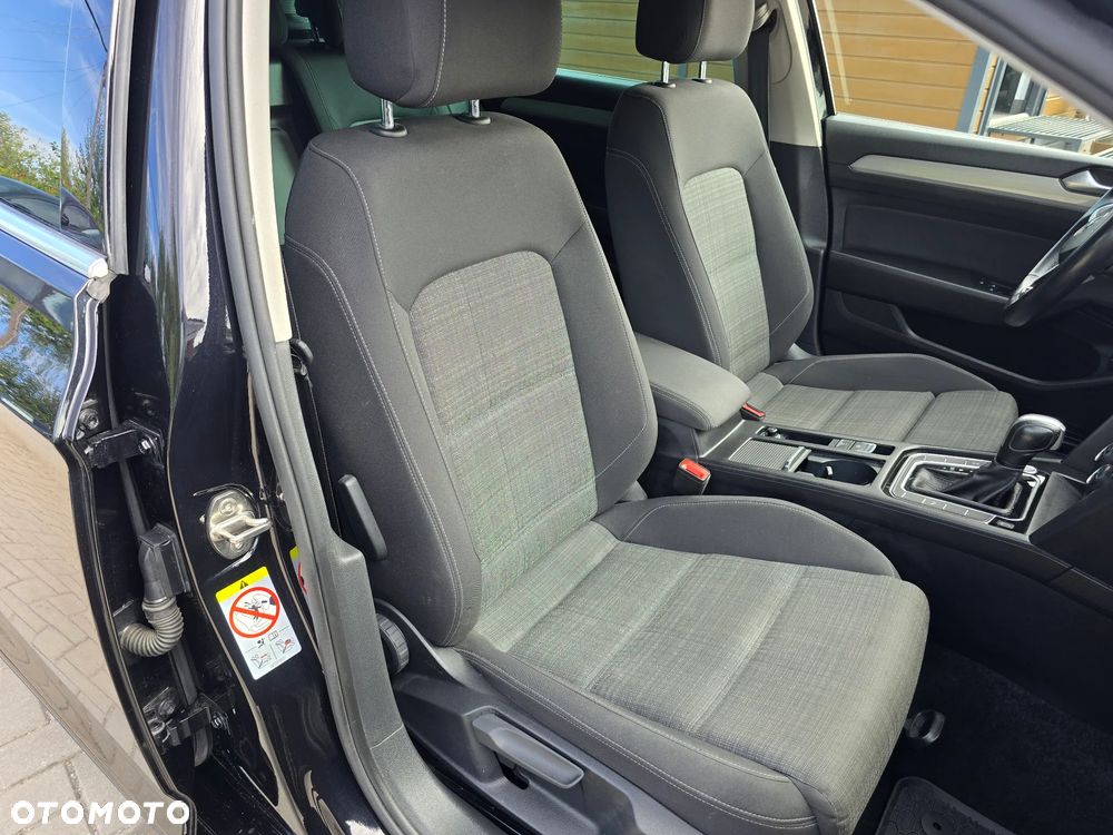 Volkswagen Passat Variant - 16