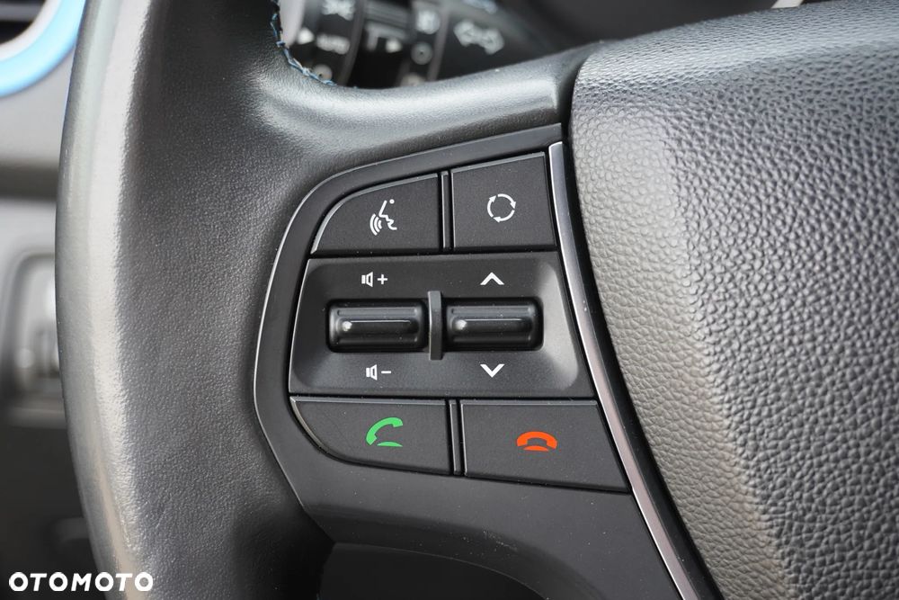 Hyundai i20 1.2 YES Gold - 26