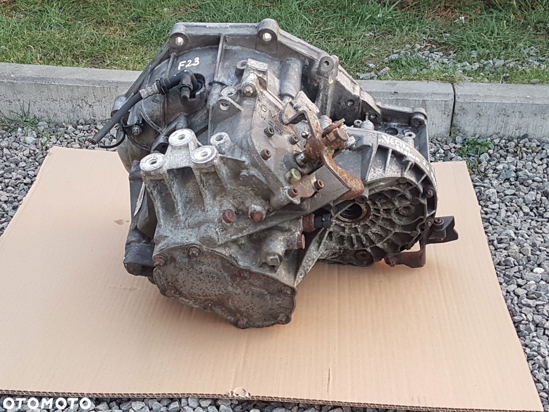 VECTRA C SIGNUM 2.2 16V SKRZYNIA BIEGÓW MANUAL F23 - 1
