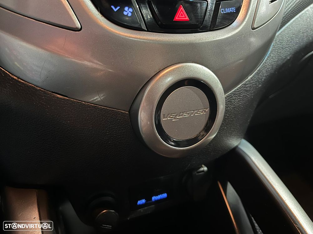Hyundai Veloster 1.6 Style - 26