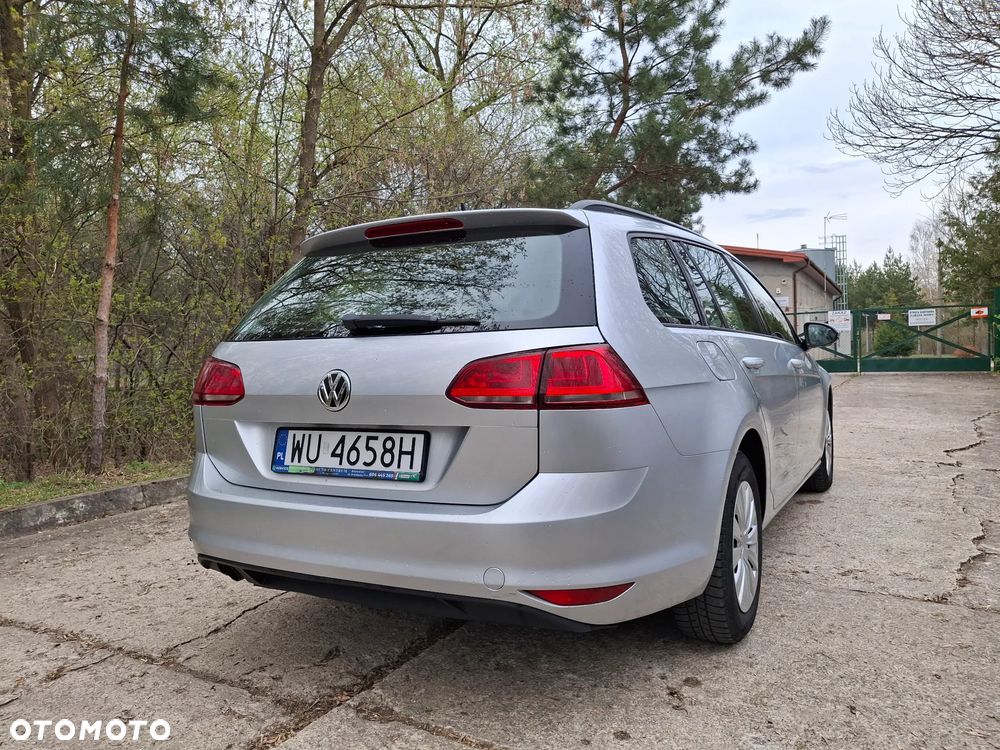 Volkswagen Golf 1.6 TDI DPF Comfortline - 4