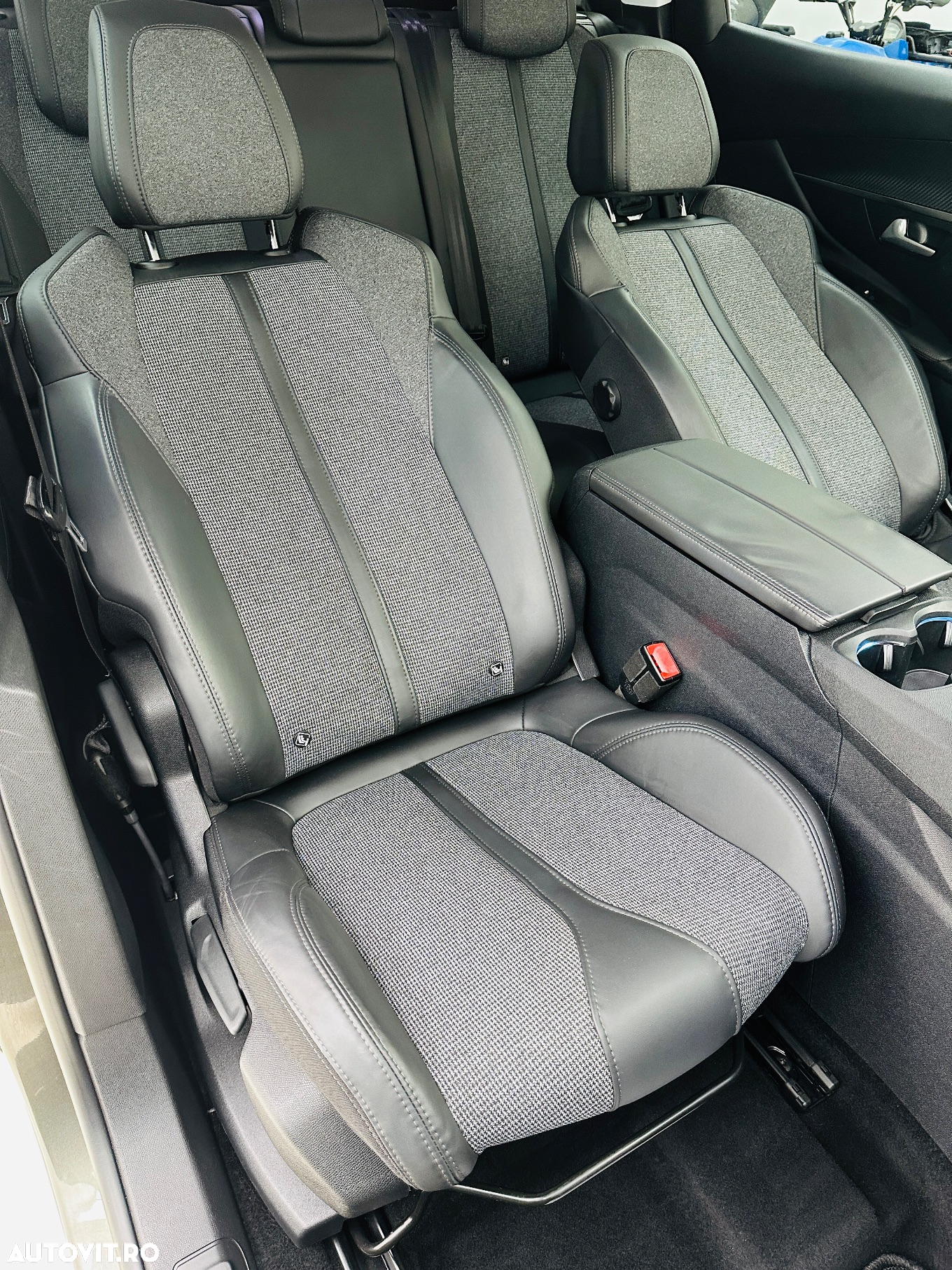 Peugeot 3008 - 24