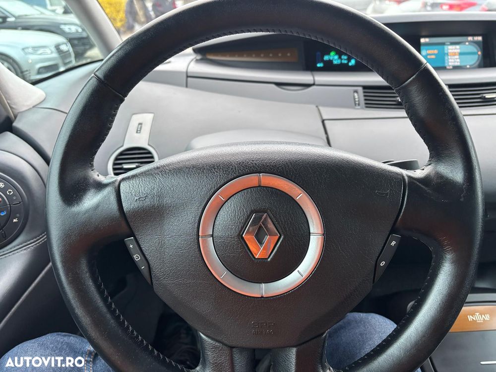 Renault Espace 2.0 dCi FAP Initiale - 22