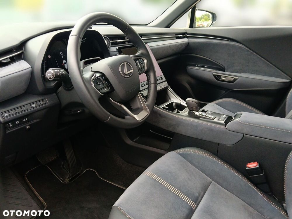 Lexus LBX 1.5 Hybrid Cool - 10