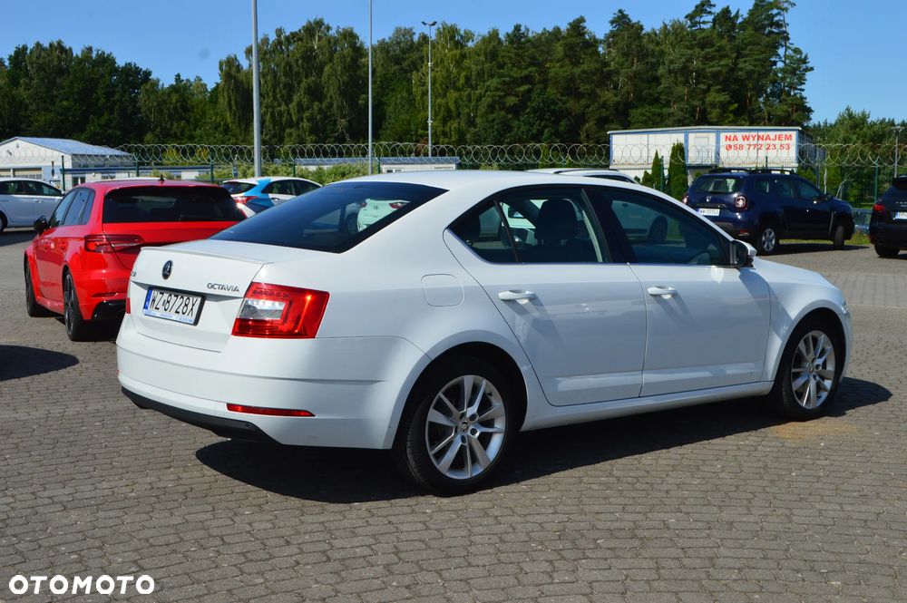 Skoda Octavia 1.5 TSI GPF ACT Ambition - 9