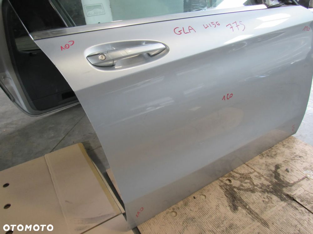 mercedes gla w156 przednie lewe prawe drzwi 775 .. - 2