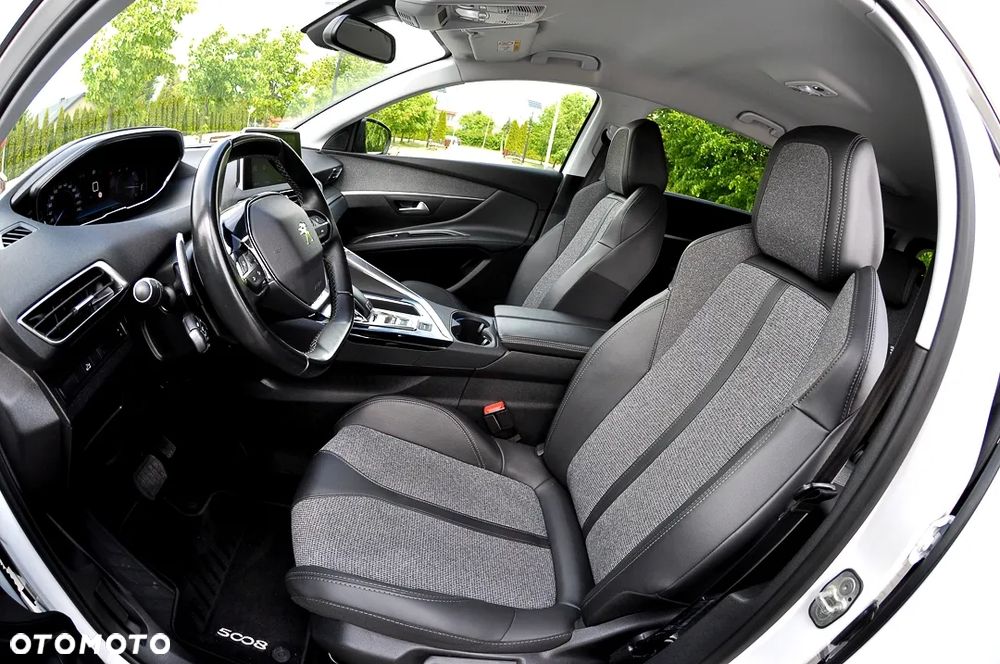 Peugeot 5008 1.5 BlueHDi Allure S&S EAT8 - 20