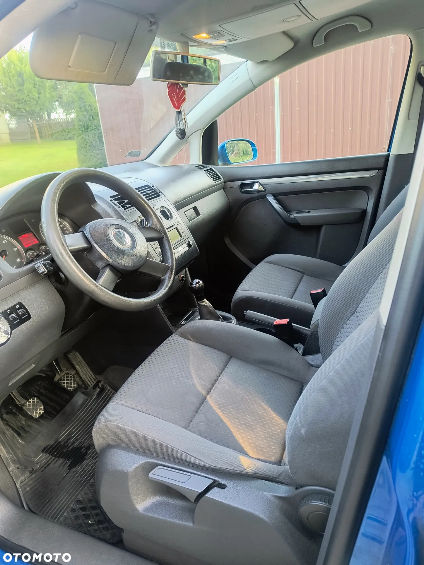 Volkswagen Touran - 8