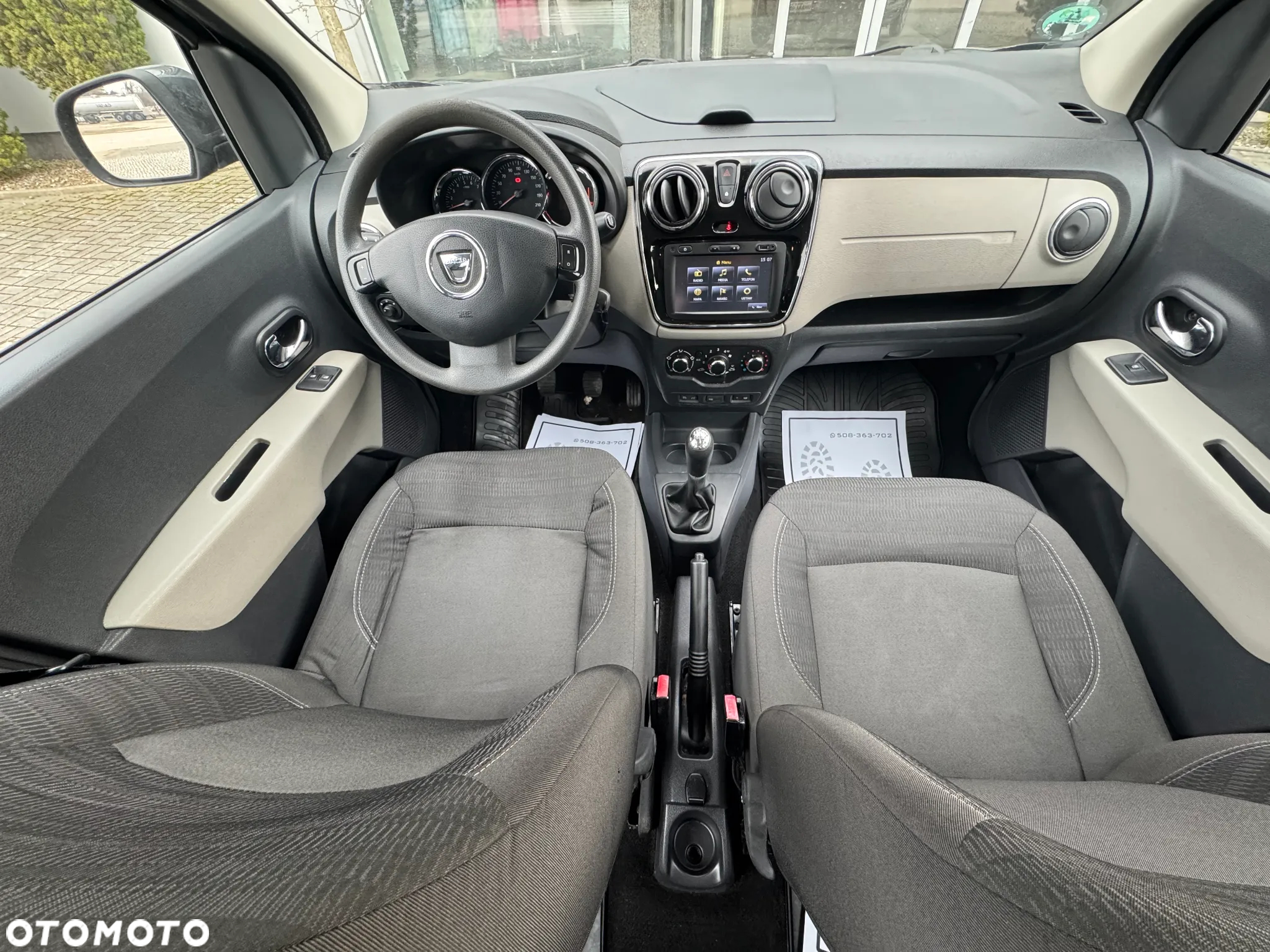 Dacia Lodgy 1.6 MPI 85 Prestige - 5