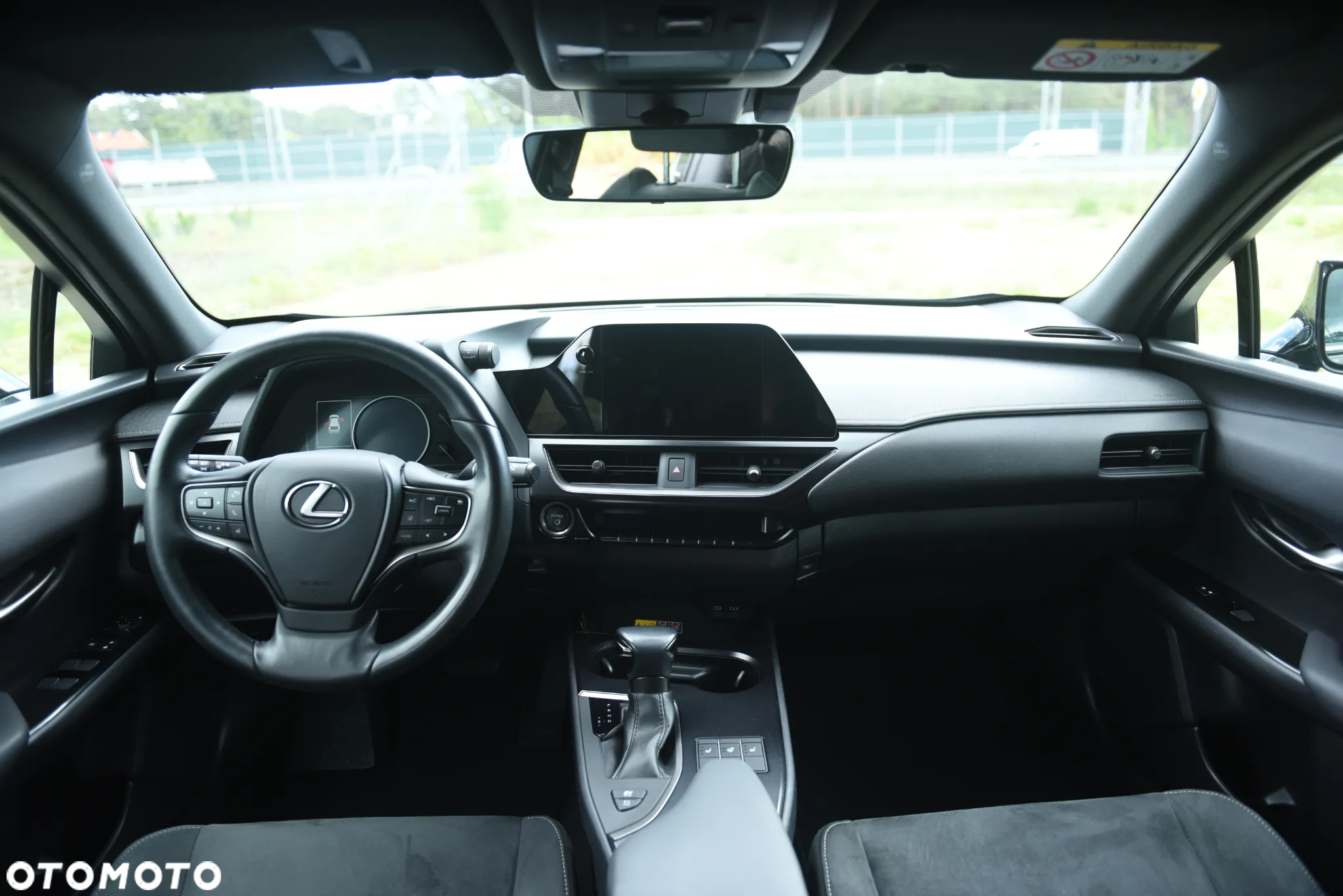 Lexus UX 250h GPF Business 2WD - 6