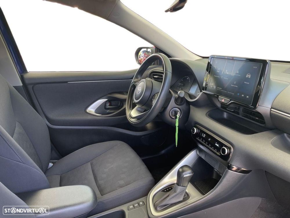 Toyota Yaris - 7