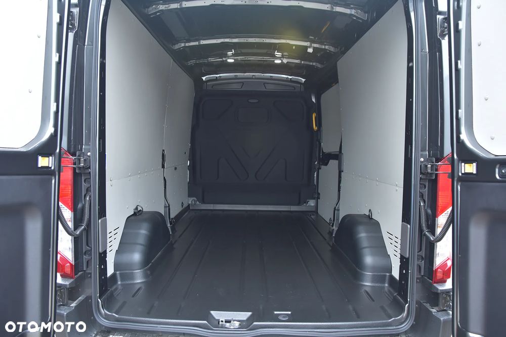 Ford TRANSIT 2.0 EcoBlue 165KM LDT 6.2 FWD M6 VAN LIMITED 350 L3 - 17