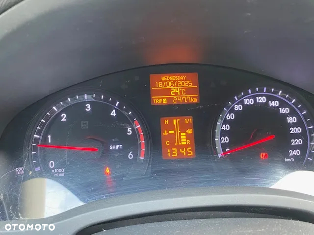 Toyota Avensis Combi 2.0 D-4D Comfort - 10