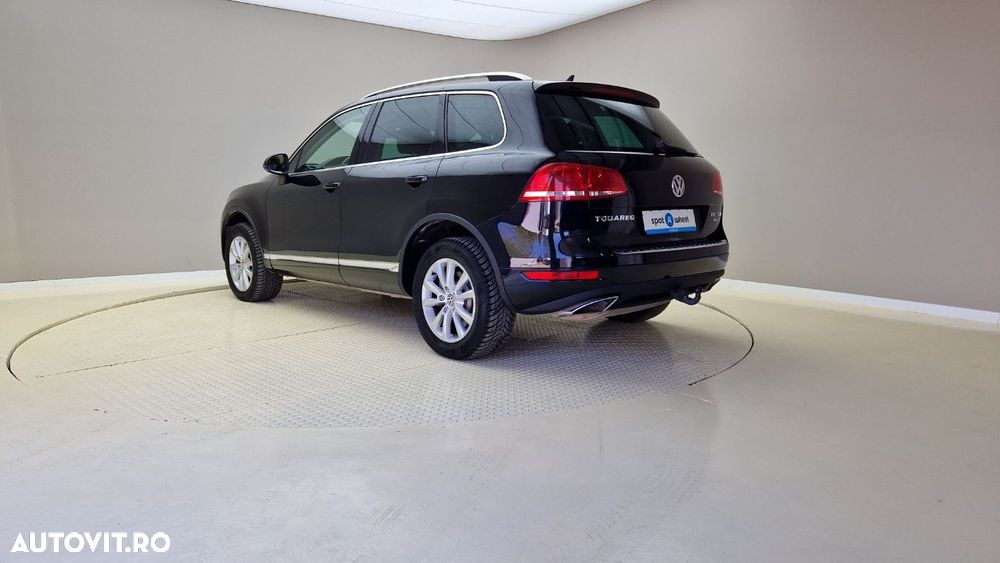 Volkswagen Touareg 3.0 V6 TDI BMT - 9