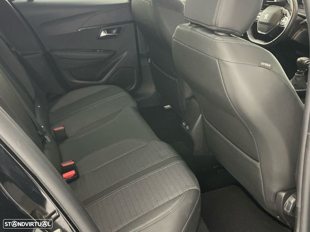 Peugeot 208 1.2 PureTech Active - 23