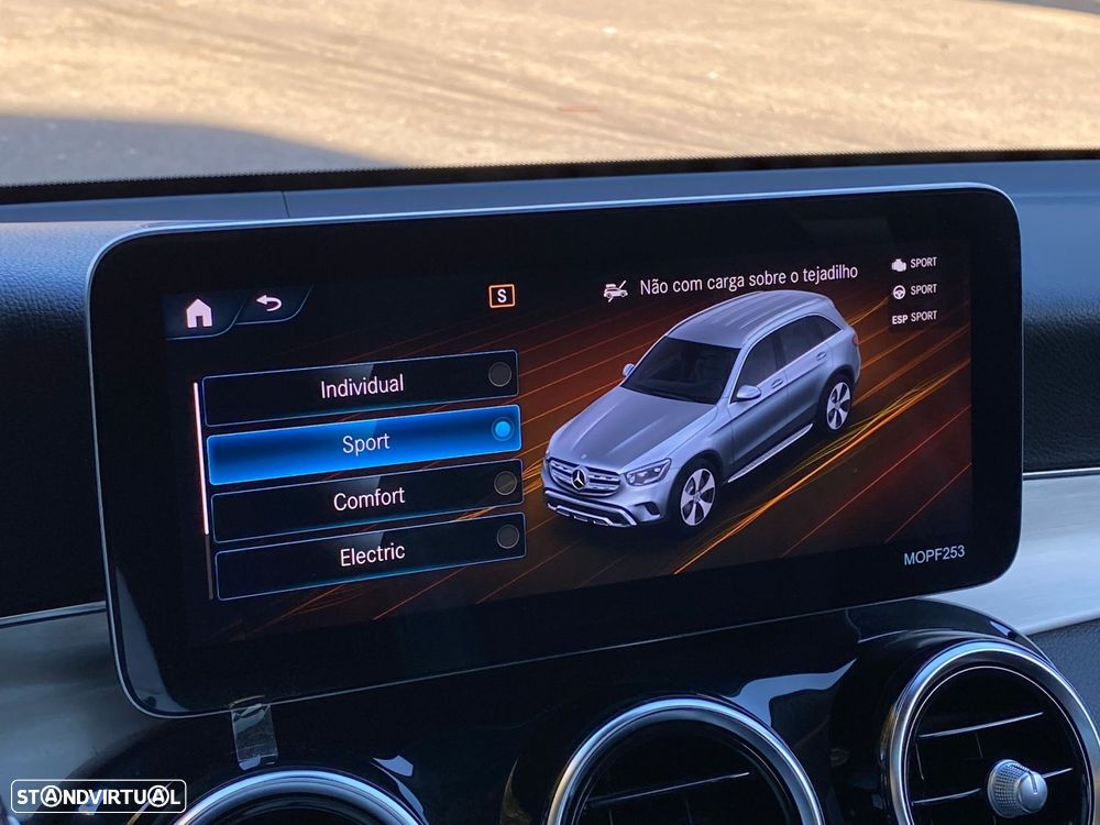 Mercedes-Benz GLC 300 - 32