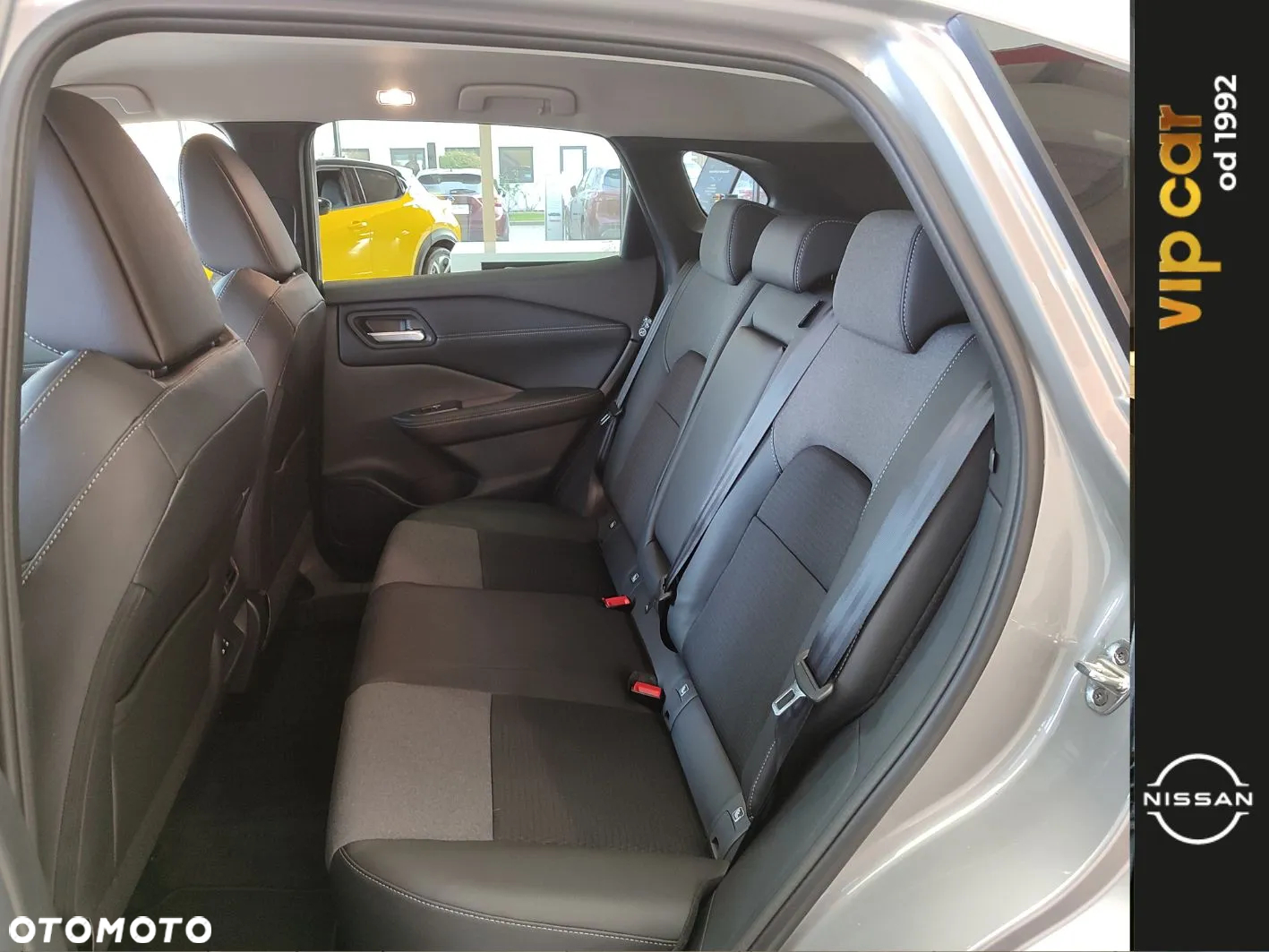 Nissan Qashqai 1.3 DIG-T mHEV N-Connecta Xtronic - 11