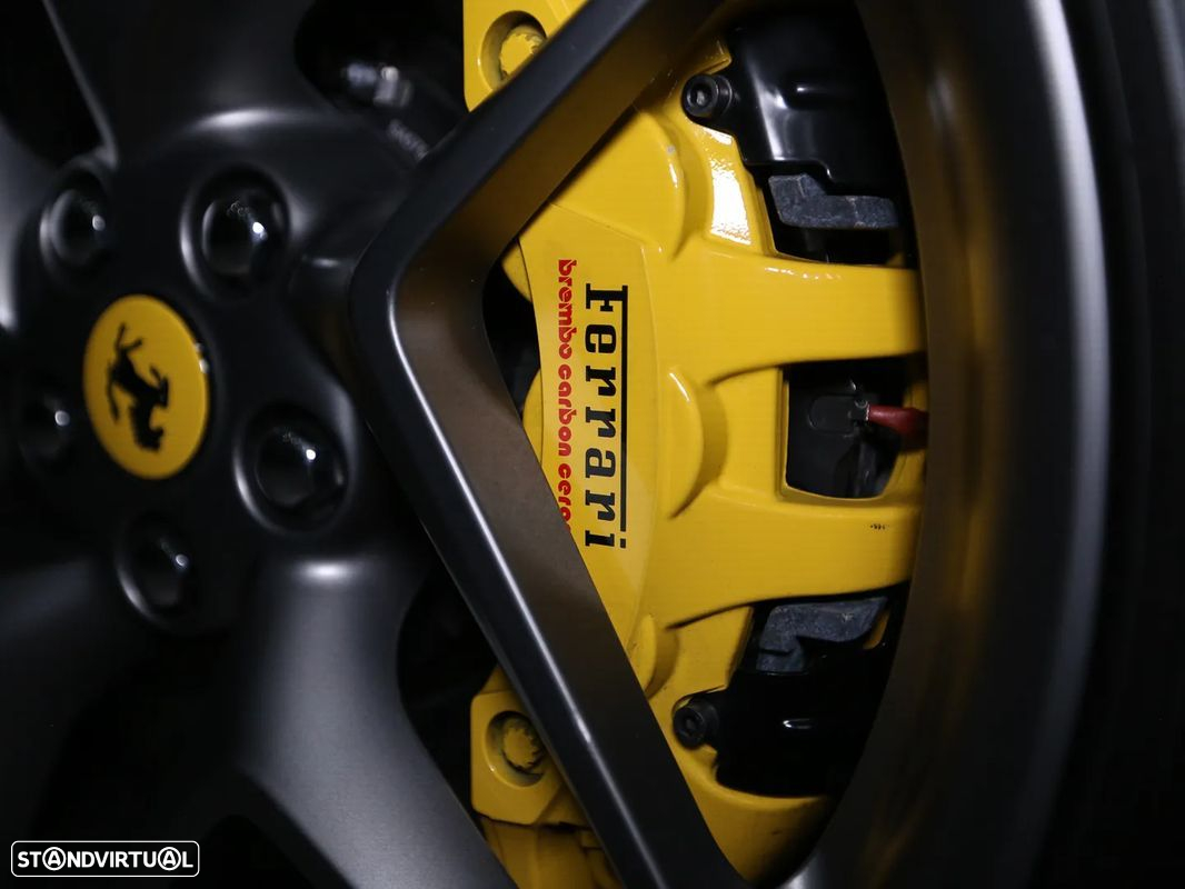 Ferrari F8 Tributo Spider - 22