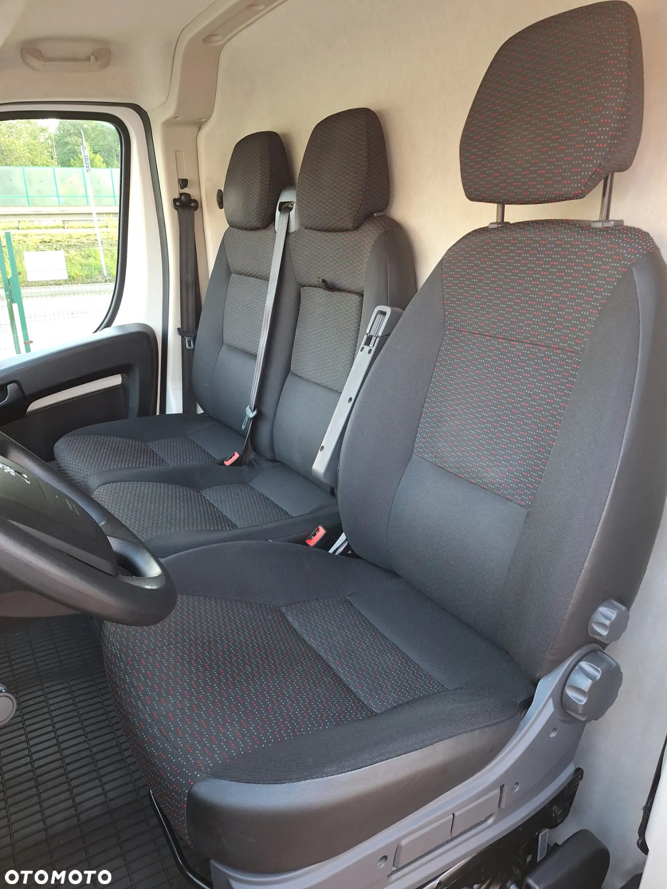 Peugeot BOXER L4H2 165 Blue HDI - 29