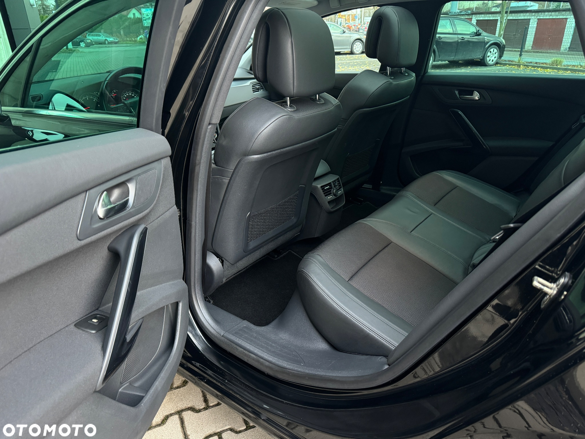 Peugeot 508 2.0 HDi Allure - 37
