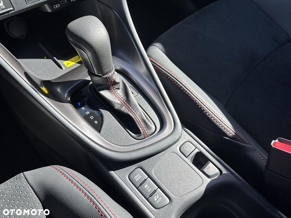 Toyota Yaris - 17
