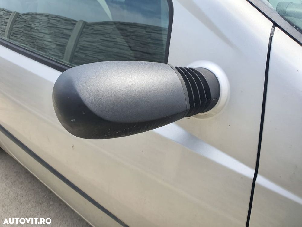 OGLINDA FIAT PUNTO 188 D. - 1