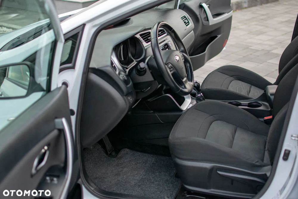 Kia Ceed - 5