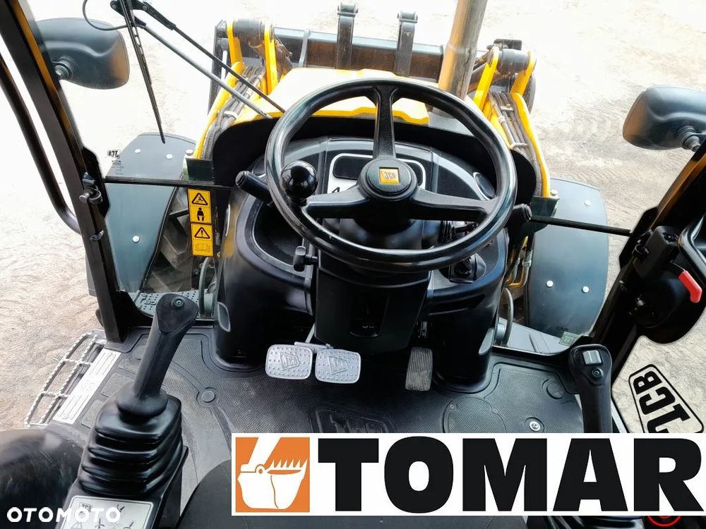 JCB 3CX CONTRACTOR - 21