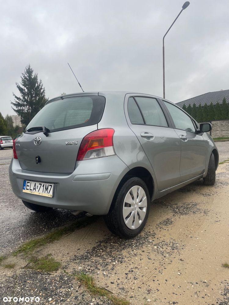 Toyota Yaris 1.4 D-4D - 3