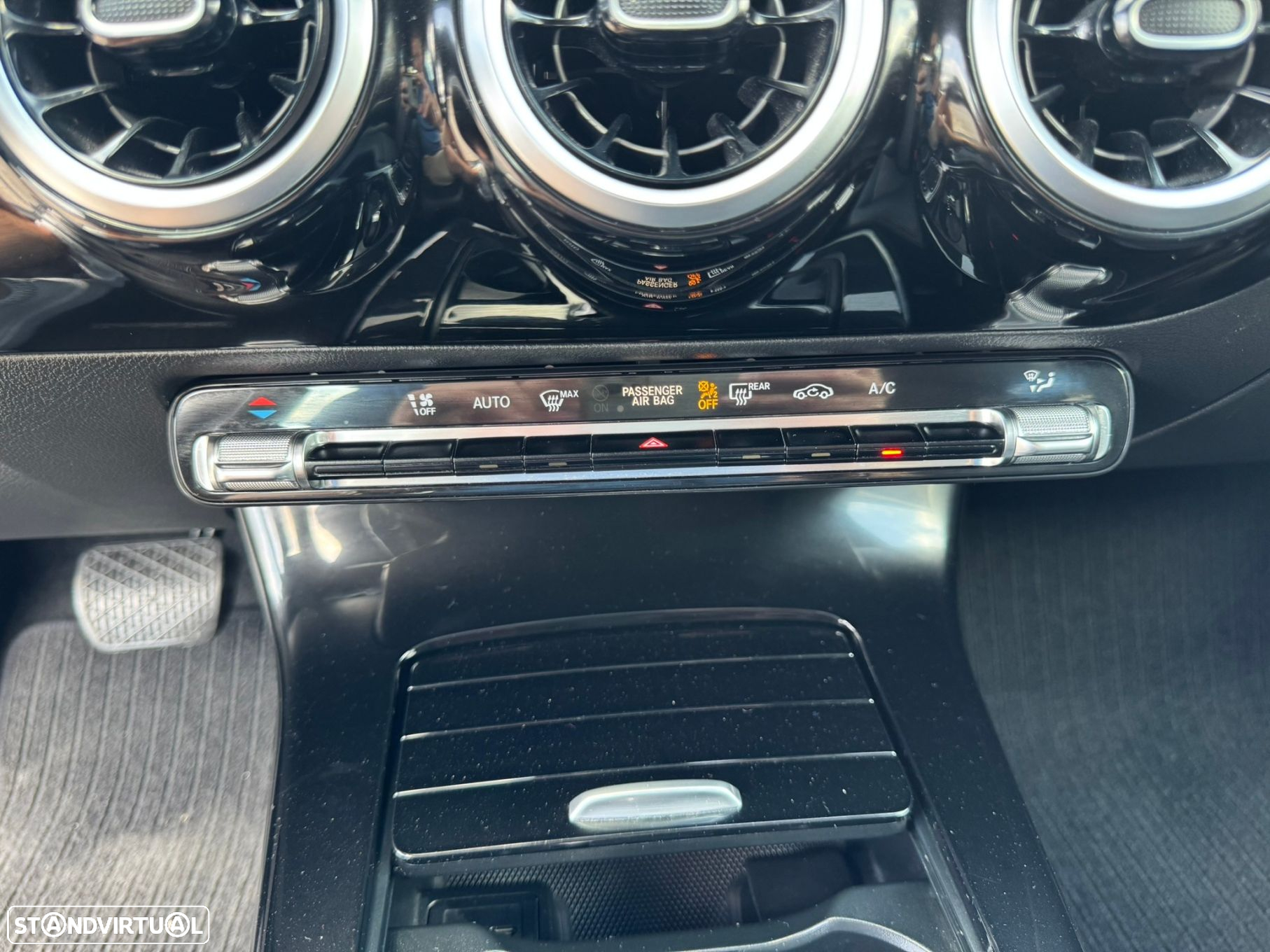 Mercedes-Benz CLA 180 d Progressive Aut. - 23