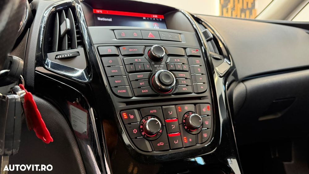 Opel Astra - 25