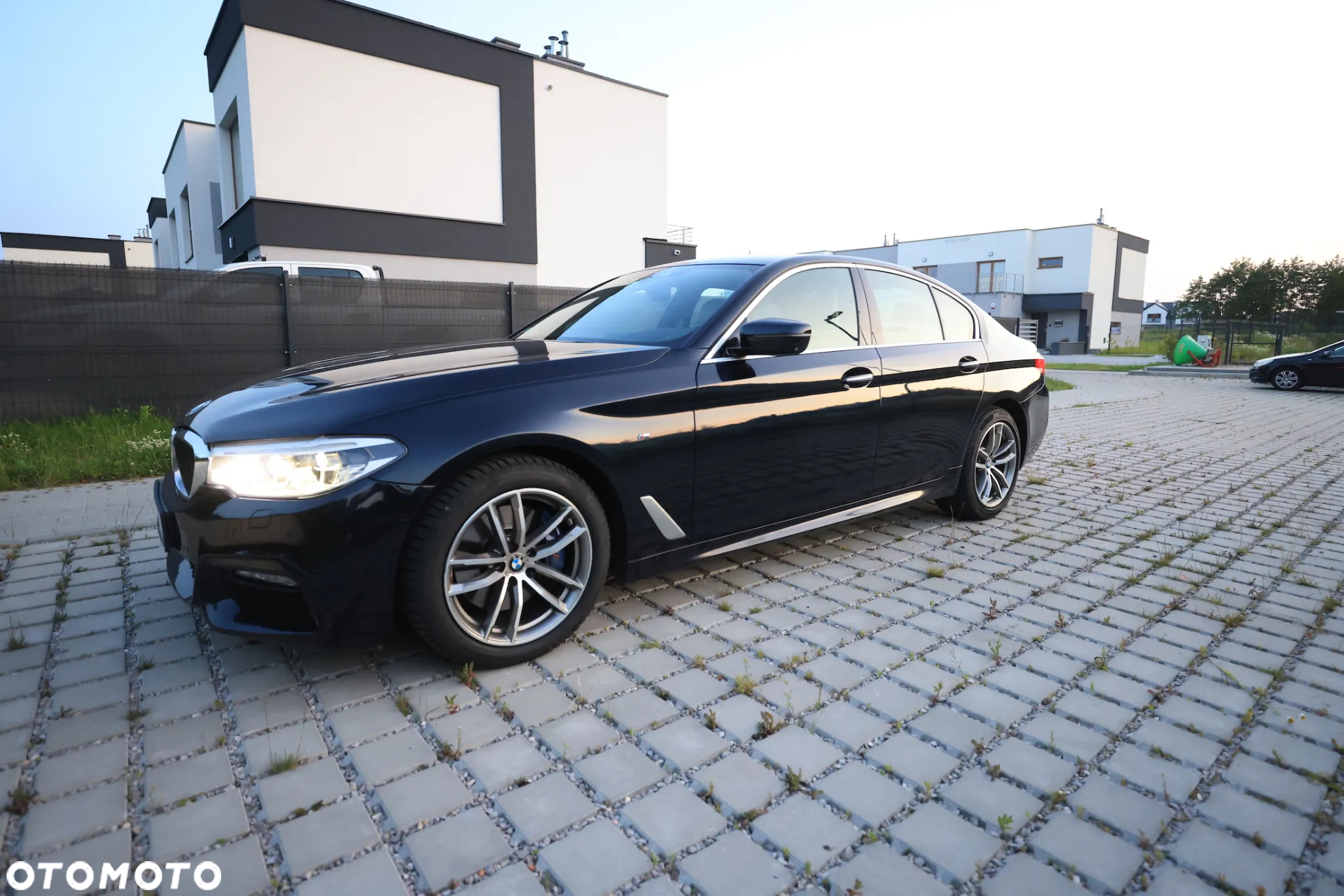 BMW Seria 5 530i xDrive GPF M Sport sport - 3