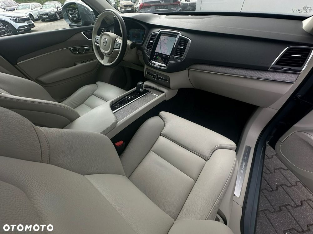 Volvo XC 90 - 20