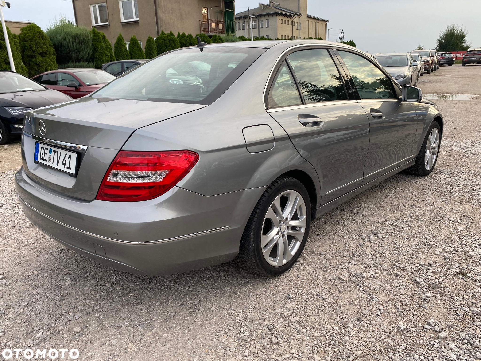 Mercedes-Benz Klasa C 180 (BlueEFFICIENCY) Avantgarde - 34