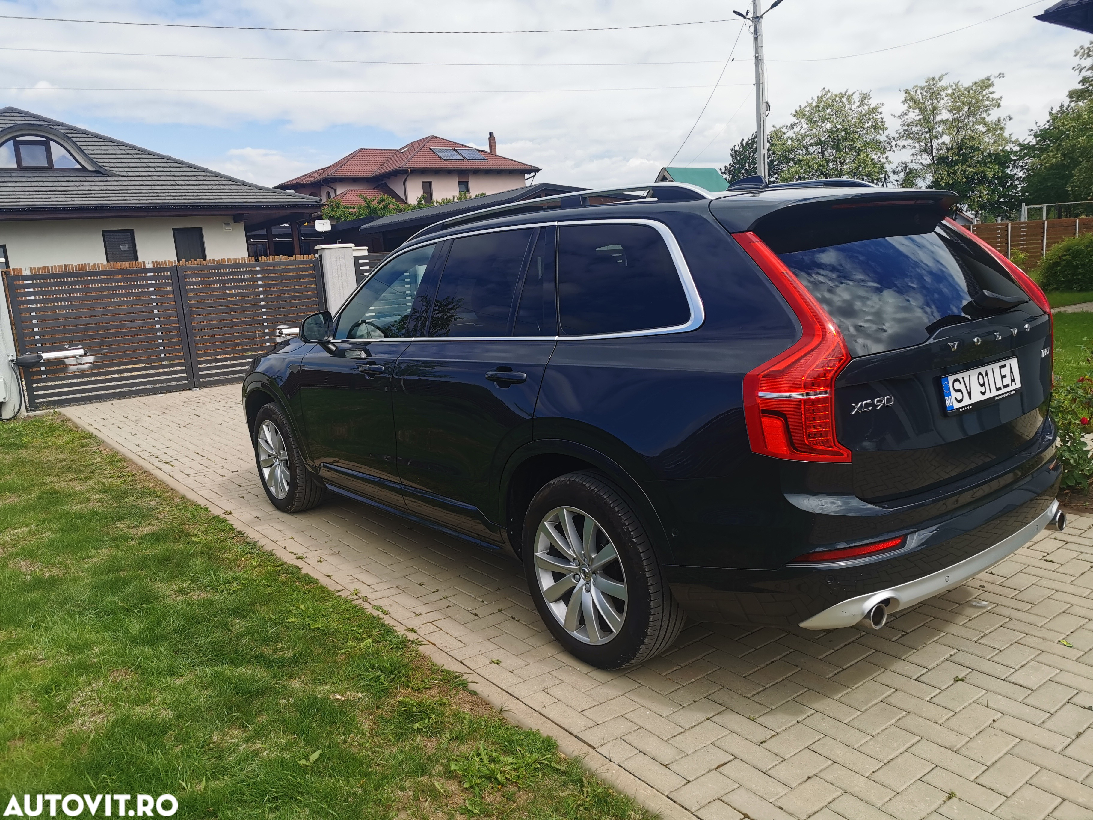Volvo XC 90 D5 AWD Geartronic Momentum - 8