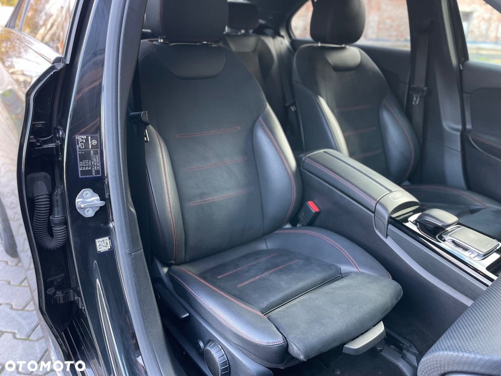 Mercedes-Benz Klasa A 180 7G-DCT AMG Line - 15