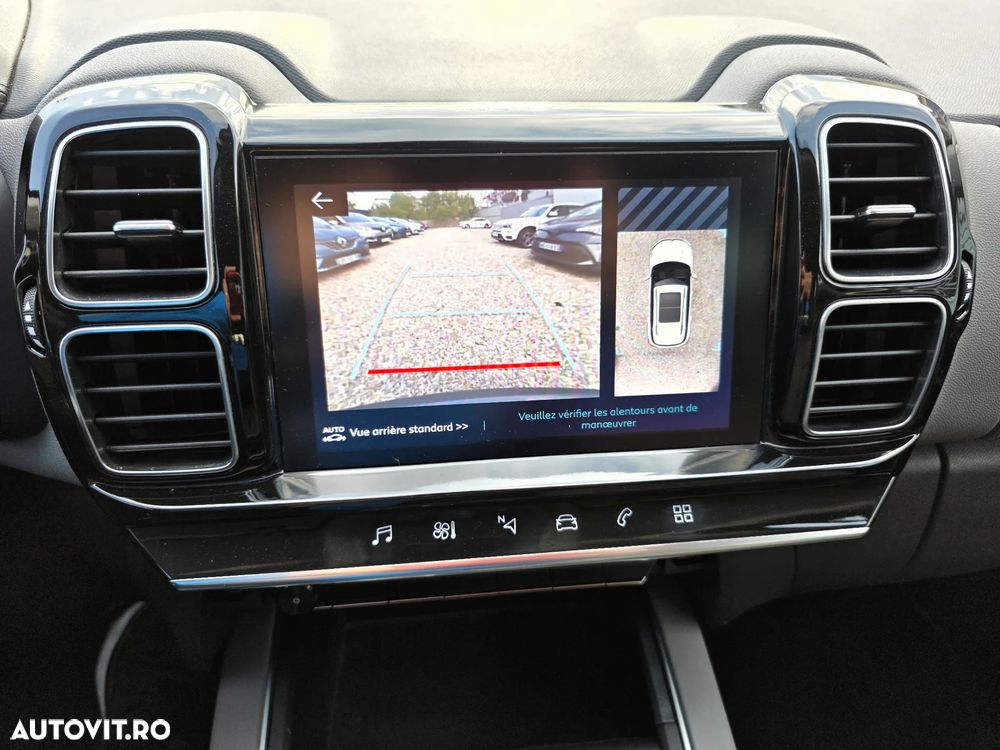 Citroën C5 Aircross 1.6 Hybrid FWD 225 EAT8 Shine - 29