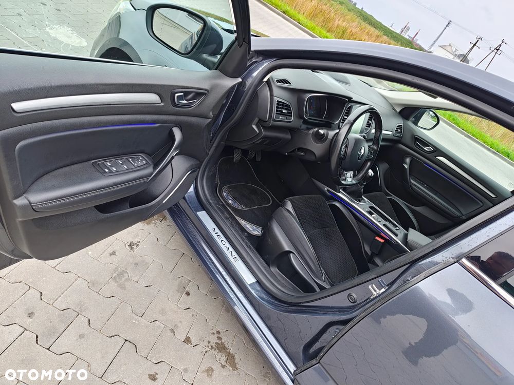 Renault Megane 1.2 Energy TCe Limited - 9