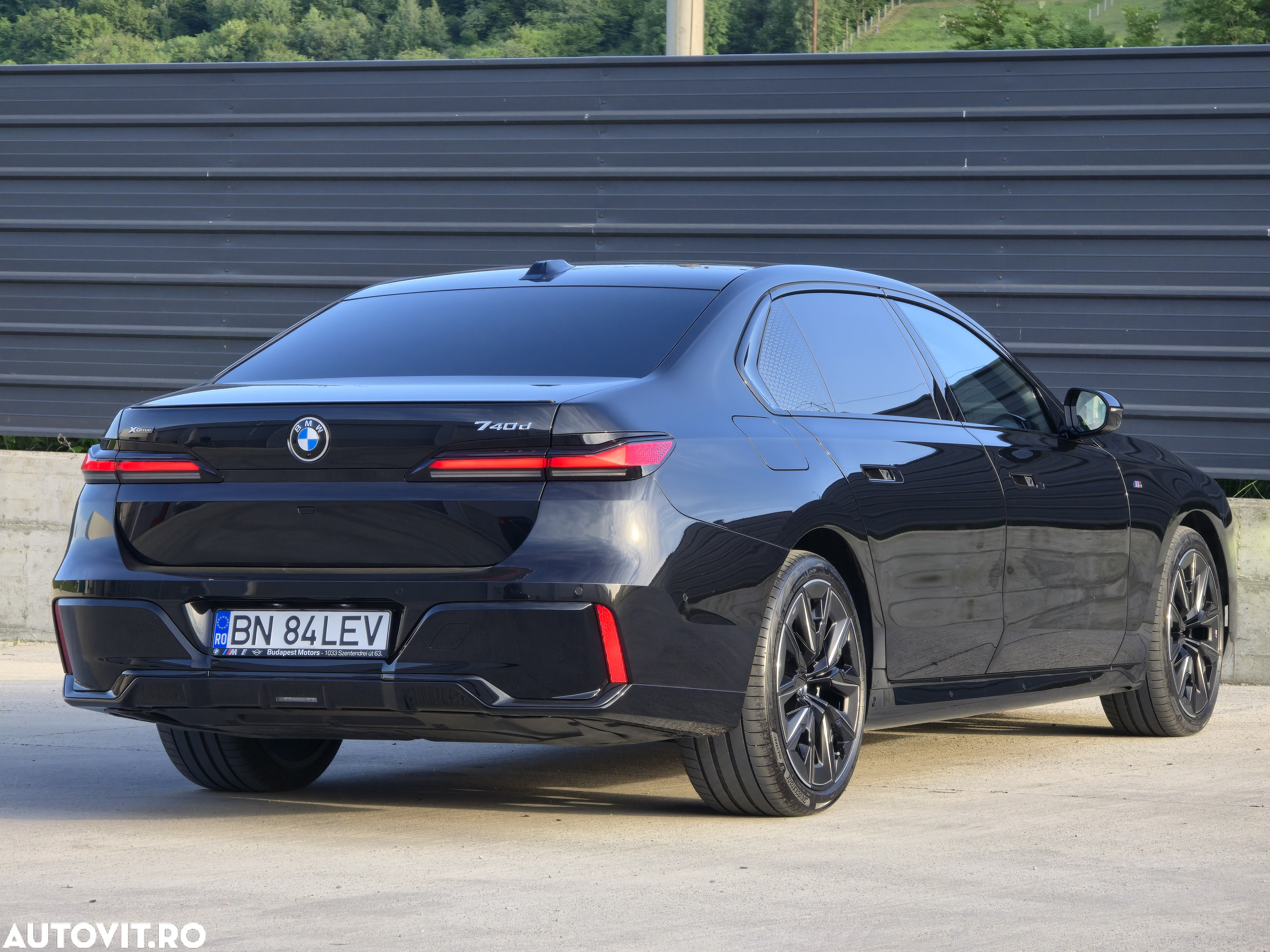 BMW Seria 7 740d xDrive MHEV - 3