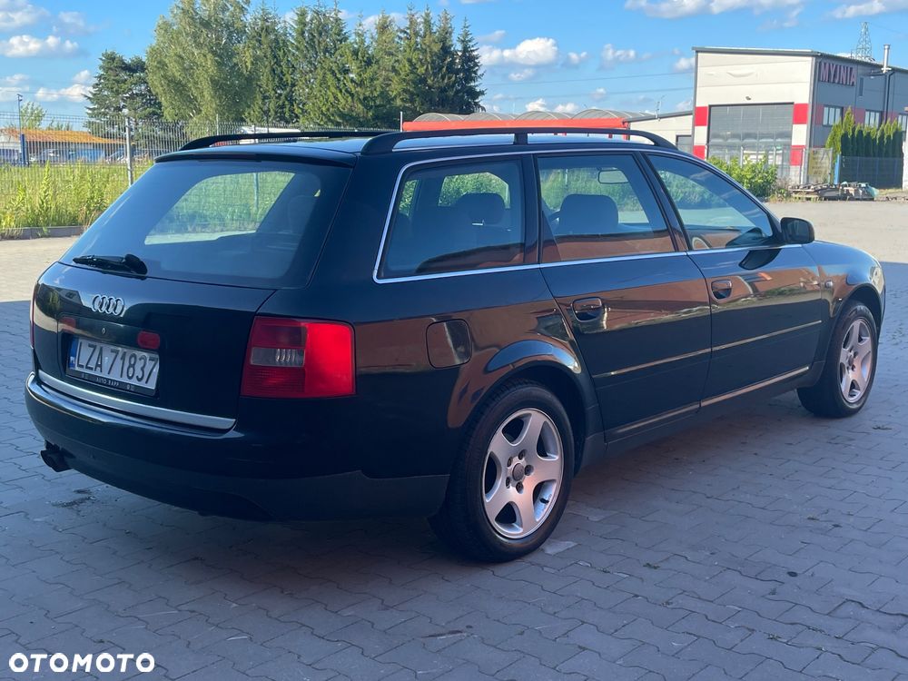 Audi A6 Avant - 25