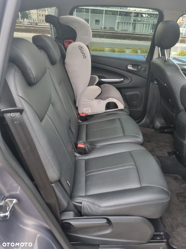 Ford S-Max 2.0 TDCi DPF Titanium MPS6 - 27