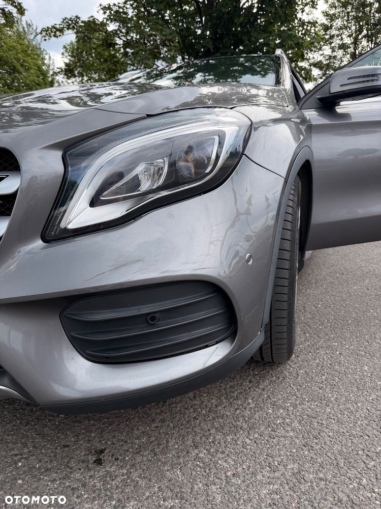 Mercedes-Benz GLA 200 7G-DCT AMG Line - 18