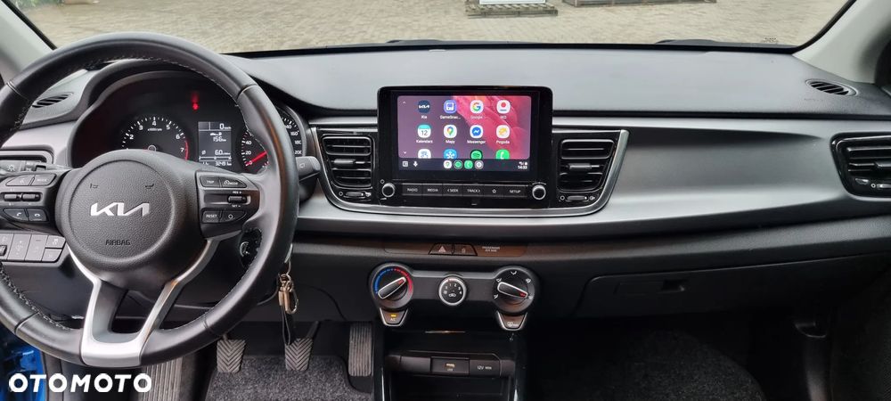 Kia Rio - 11