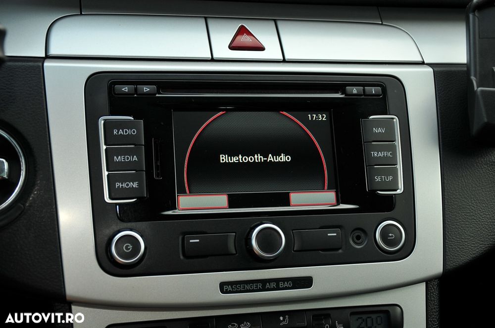 Volkswagen Passat - 21